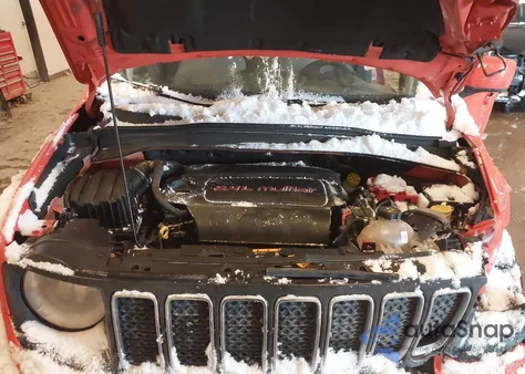 2019 Jeep Renegade Latitude 4X4 z USA, uszkodzony, nr VIN ZACNJBBB0KPJ78529